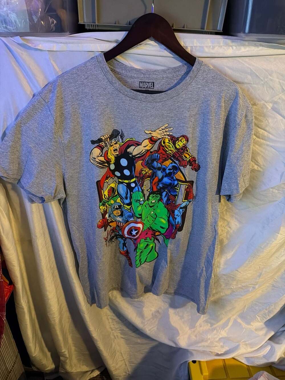 Marvel Avengers Superheroes Retro Comic Graphic T-Shirt Heather Grey Size XL A17